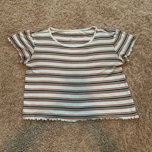 Girl’s White Rainbow Striped Cropped Tee in Size Medium